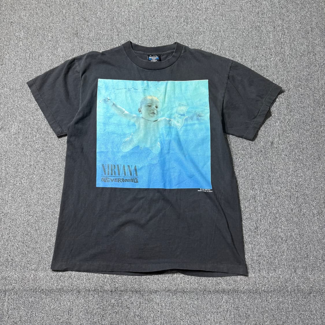 새상품)너바나 네버마인드 락밴드 티셔츠 (L/XL) 상품이미지1