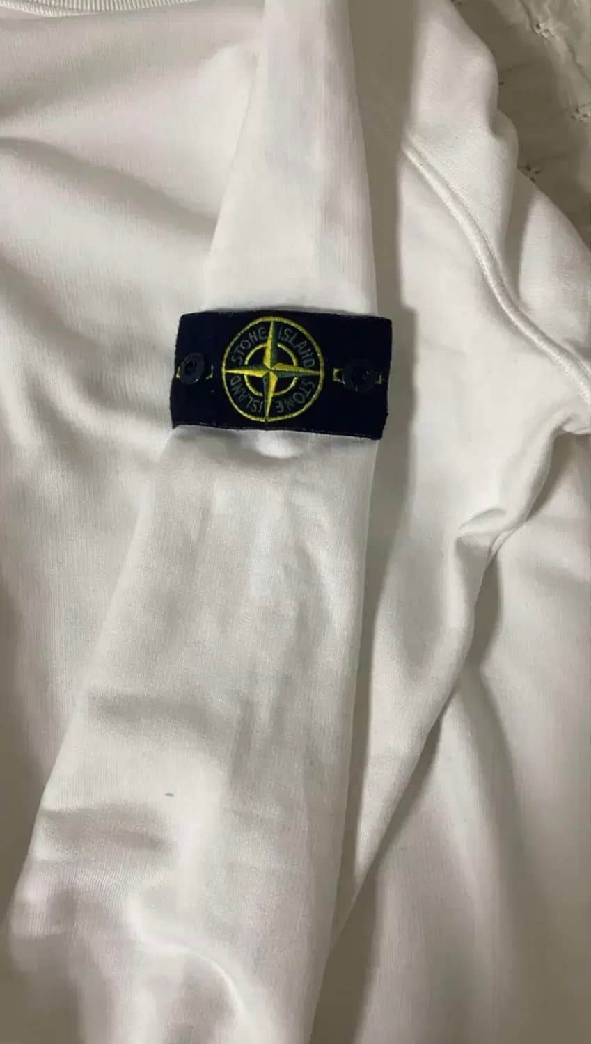 스톤아일랜드 맨투맨 상품이미지2