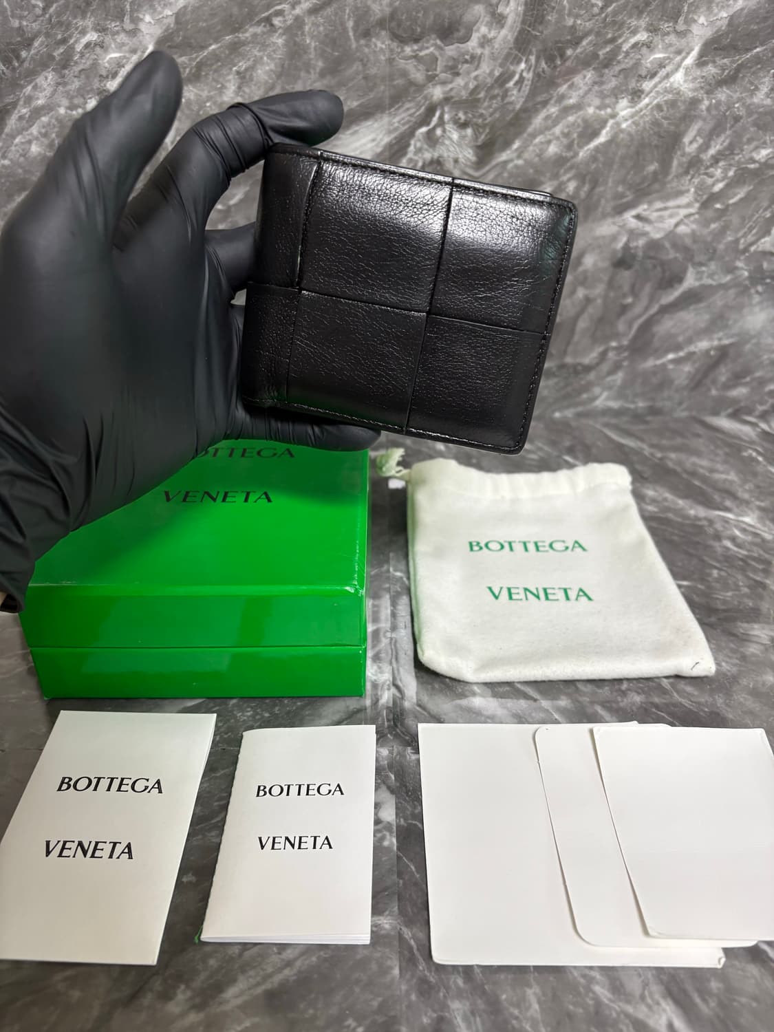 보테가베네타 맥시 카세트 투톤 반지갑 상품이미지1