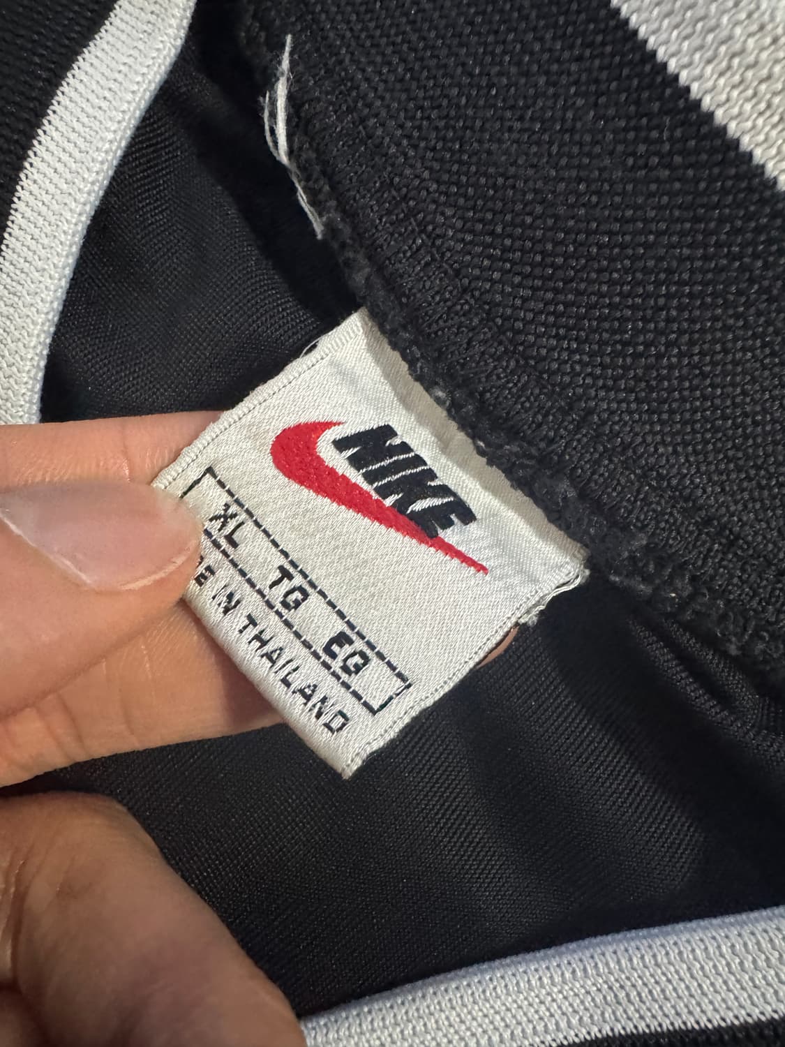 나이키 올드스쿨 기능성 브이넥 반팔 티셔츠 XL~ 2XL 블랙 상품이미지3