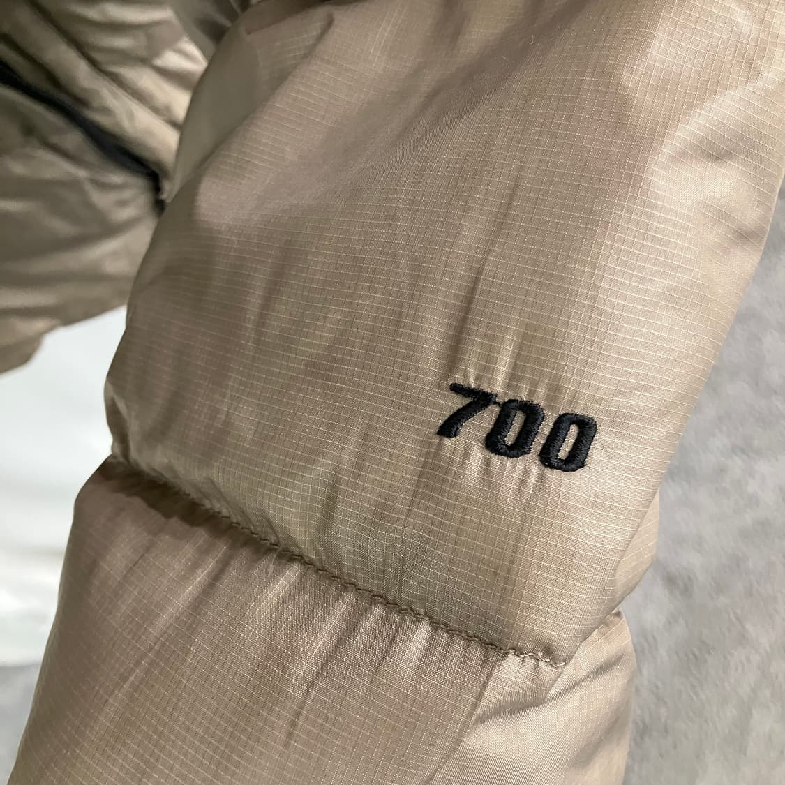 90's 노스페이스 700 센터 로고 레트로 눕시 패딩 M 상품이미지5