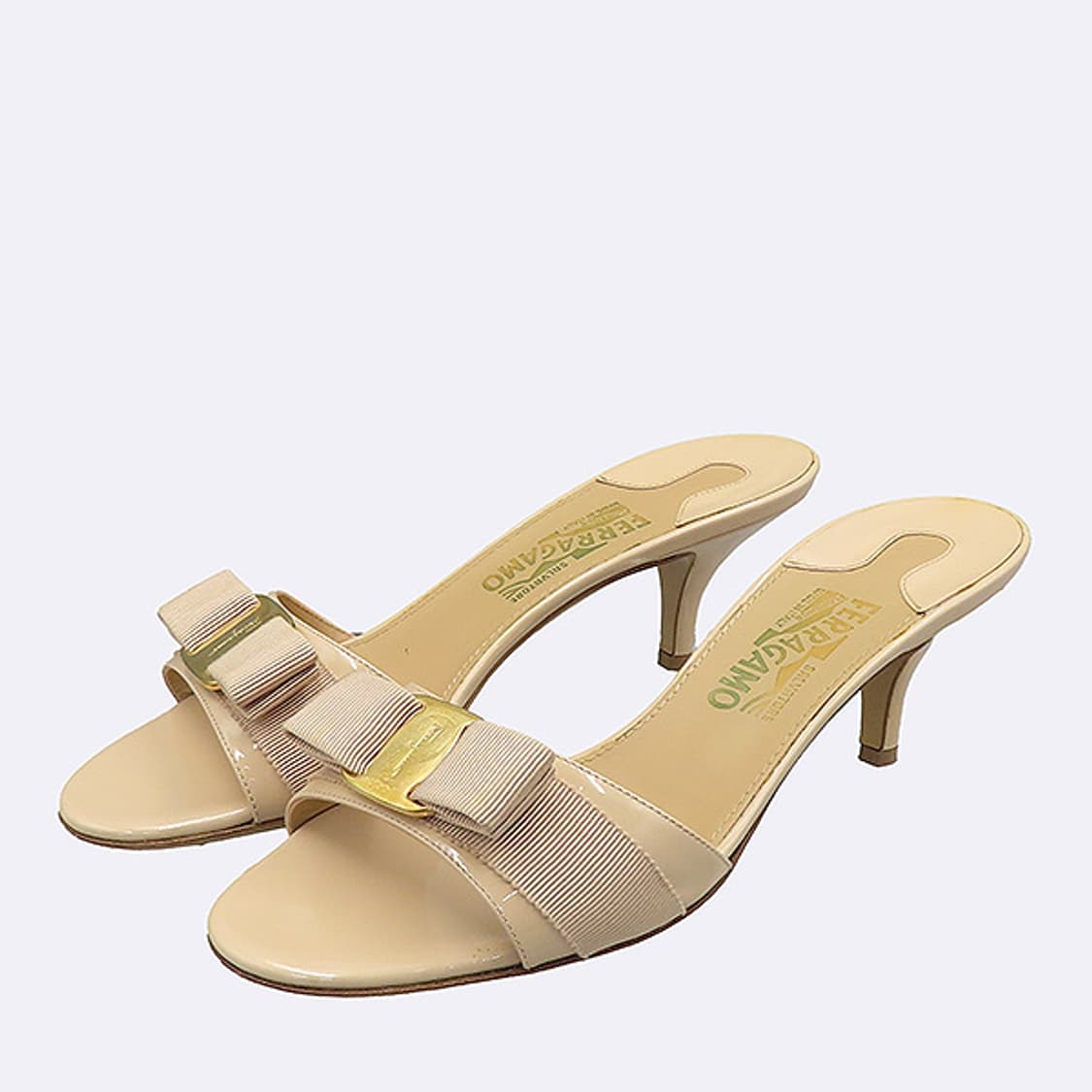 Ferragamo 페라가모 베이지 버터 샌들힐 상품이미지1