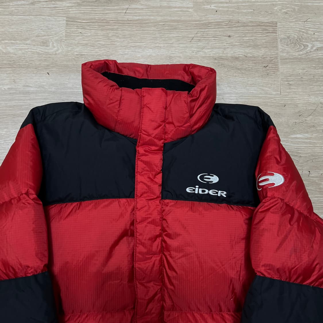 아이더 윈드스토퍼 구스다운 700 투톤 배색 패딩 [레드] L/100 상품이미지2