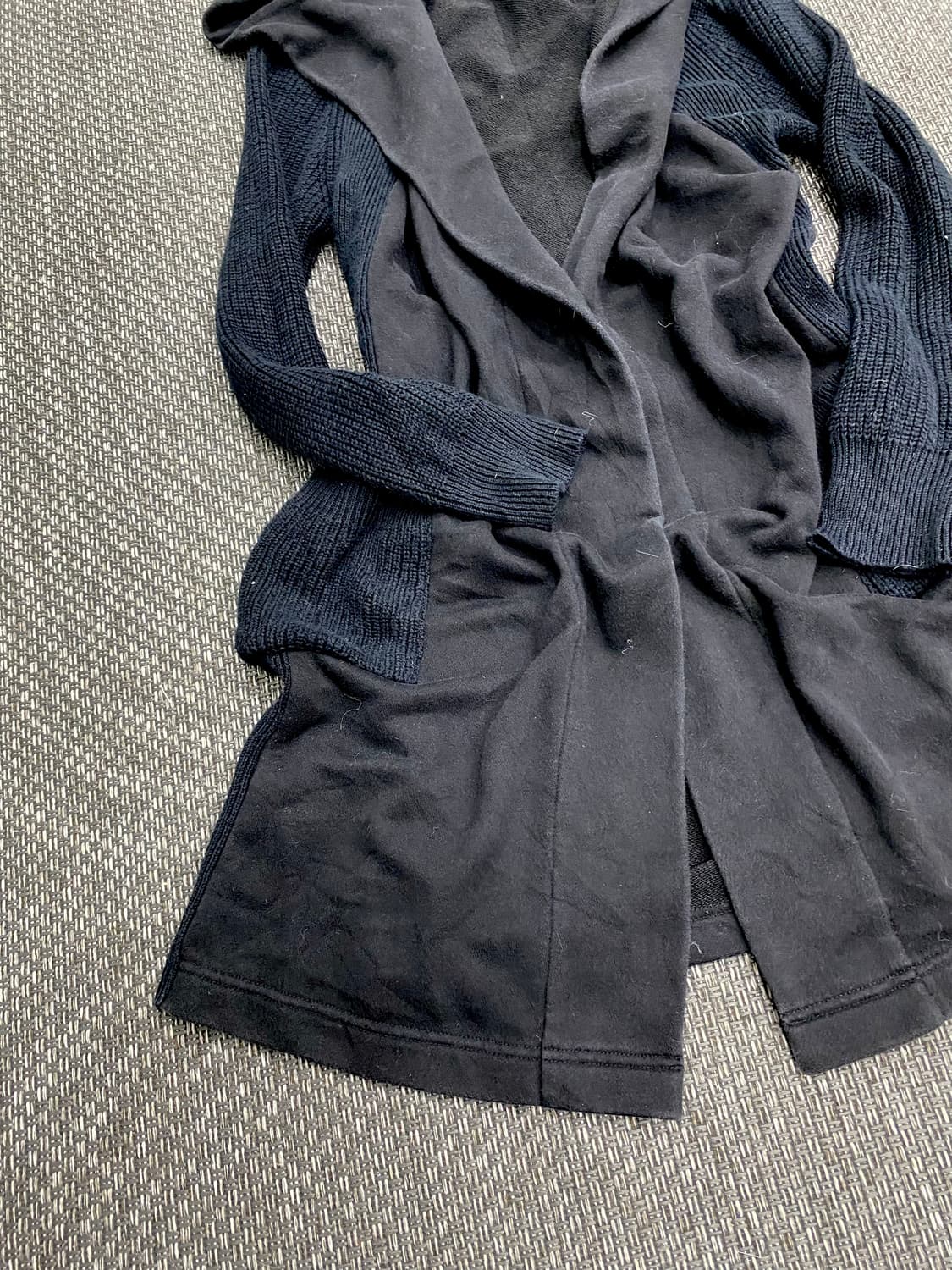 Knit Detail Loose-Fit Black Cardigan 상품이미지5