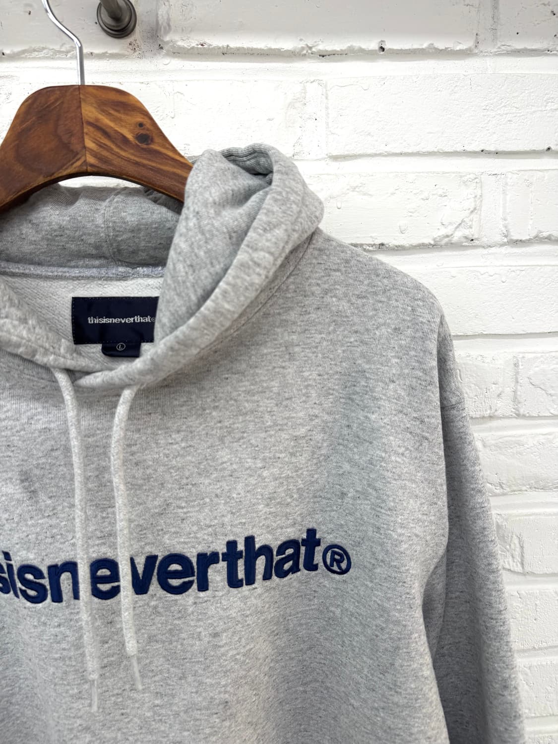 디스이즈네버댓 그레이 후드티 상품이미지4