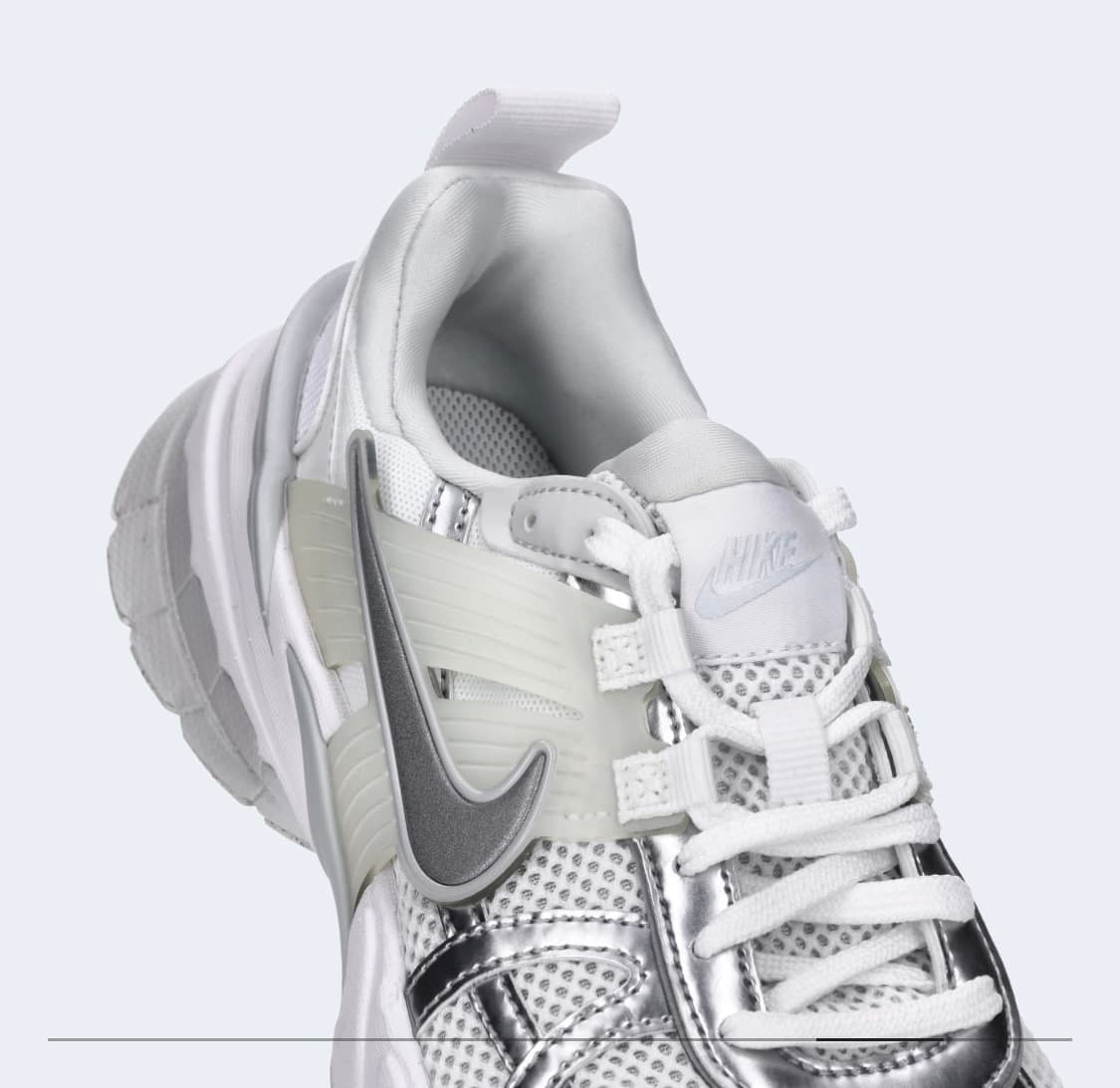 [새상품]Nike V2K Run Metallic Silver White 상품이미지4