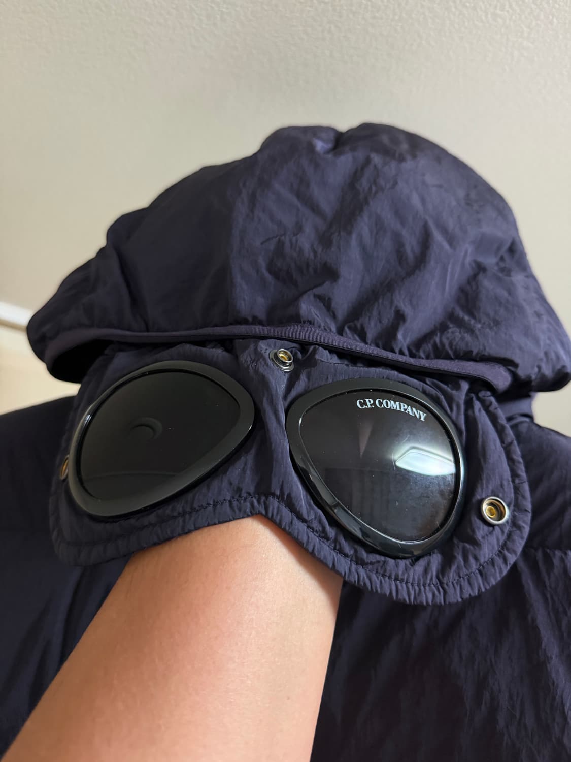 CP컴퍼니 24fw 패딩 애코 크롬R 고글 다운 자켓 상품이미지3