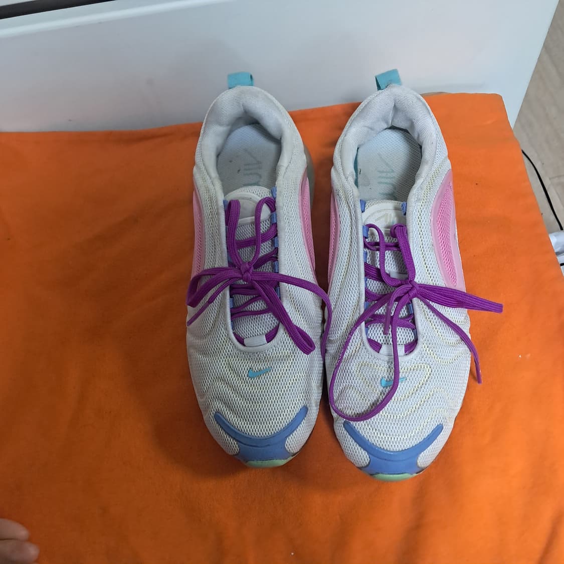 나이키 에어맥스 720 240~245mm 상품이미지2