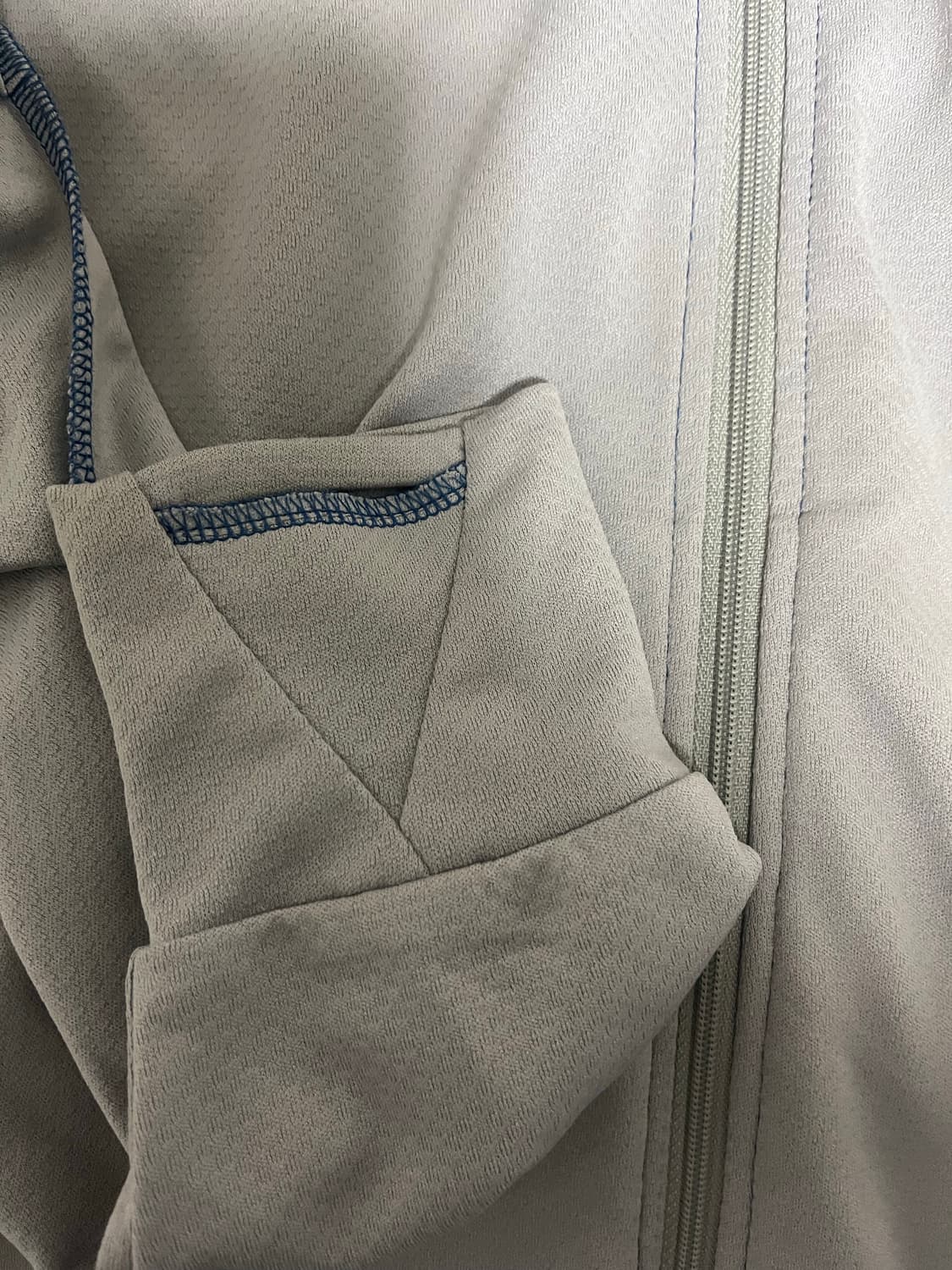 산산기어 25SS 후드집업 산산기어 X 고마츠나나 상품이미지4