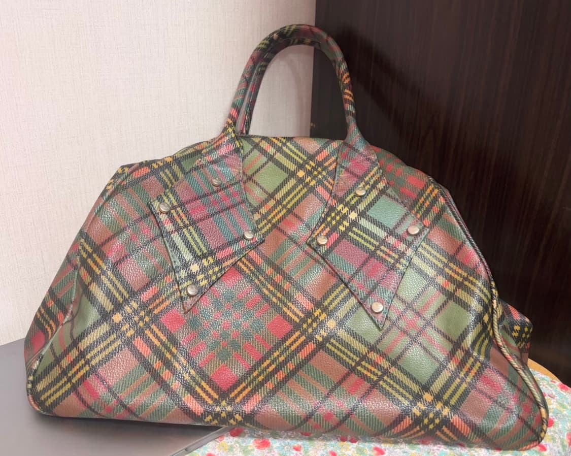 비비안웨스트우드 빅 야스민 상품이미지1