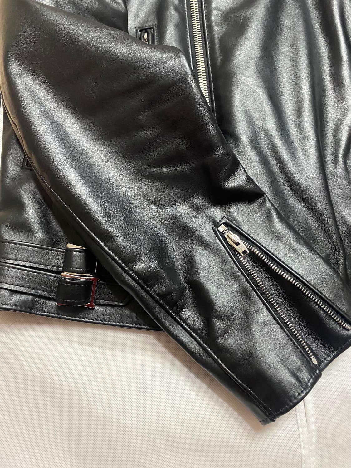 루이스레더 391 라이트닝 홀스하이드 42R 판매합니다 상품이미지7