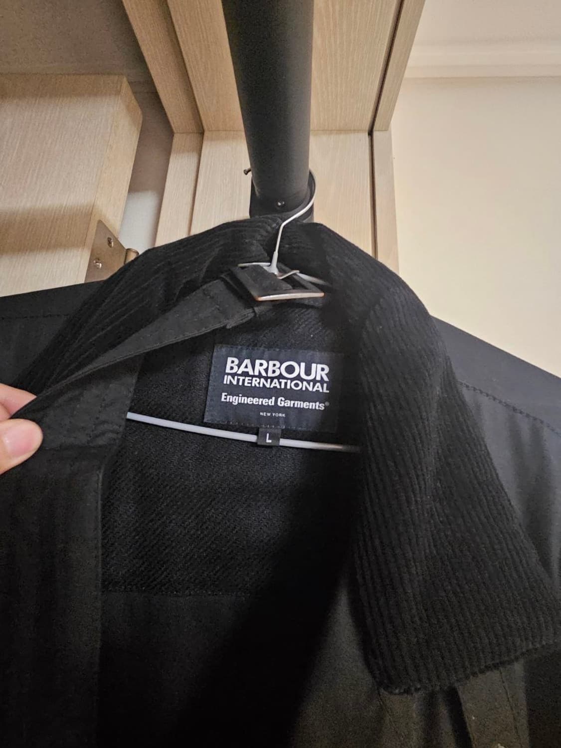 엔지니어드가먼츠 x 바버 왁스 자켓 극미중고 상품이미지2