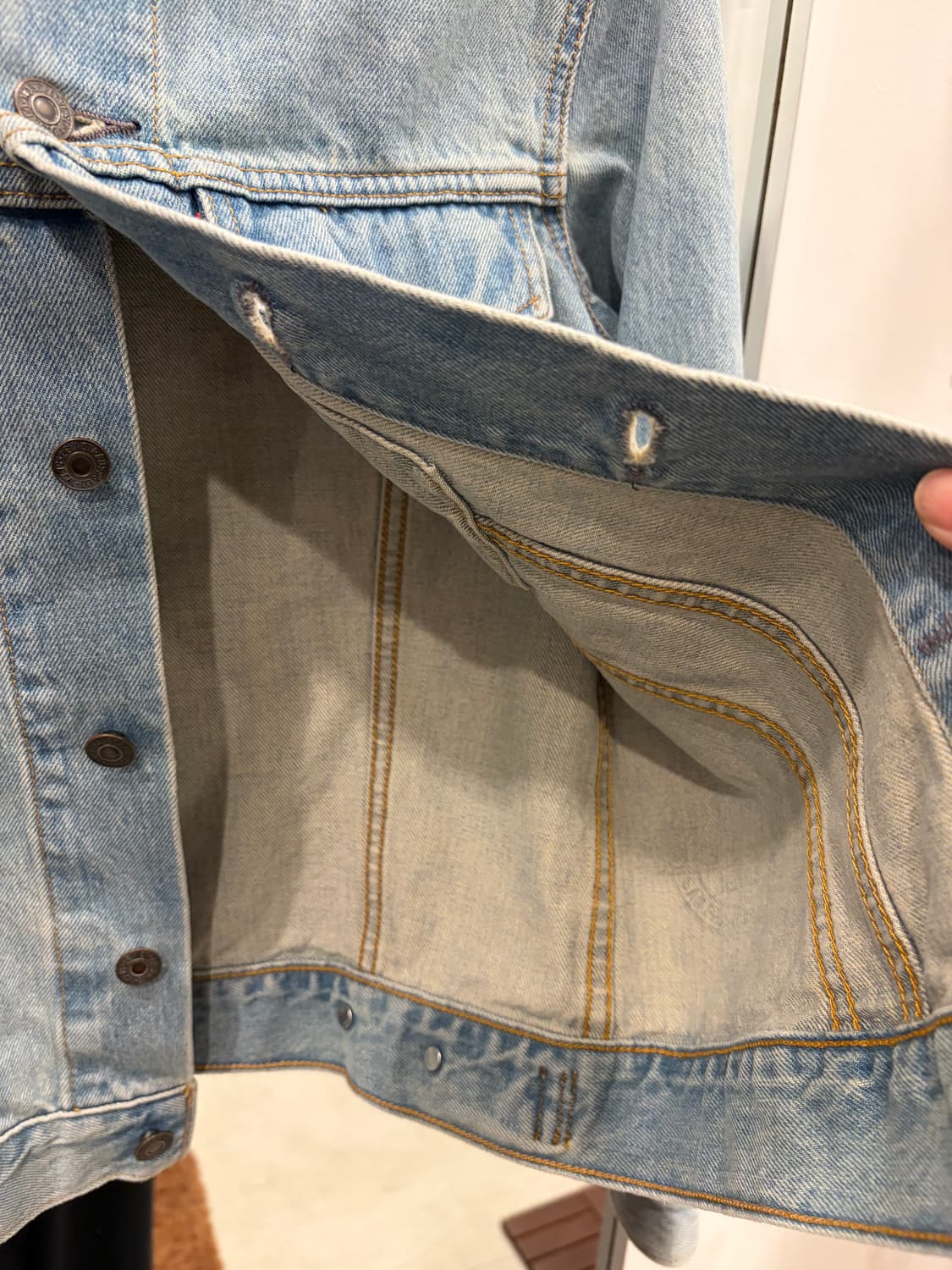 00s Levis 리바이스 70505 데님 트러커 자켓 상품이미지4