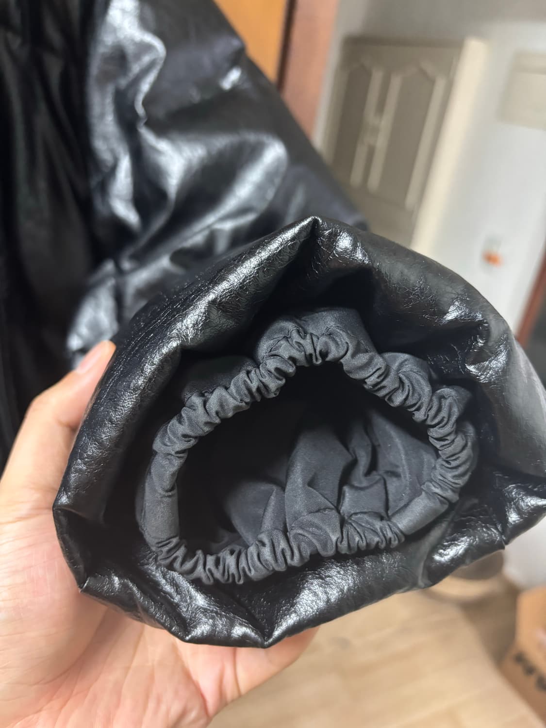 아모멘토 패딩 L 비건 레더 리버시블 상품이미지8