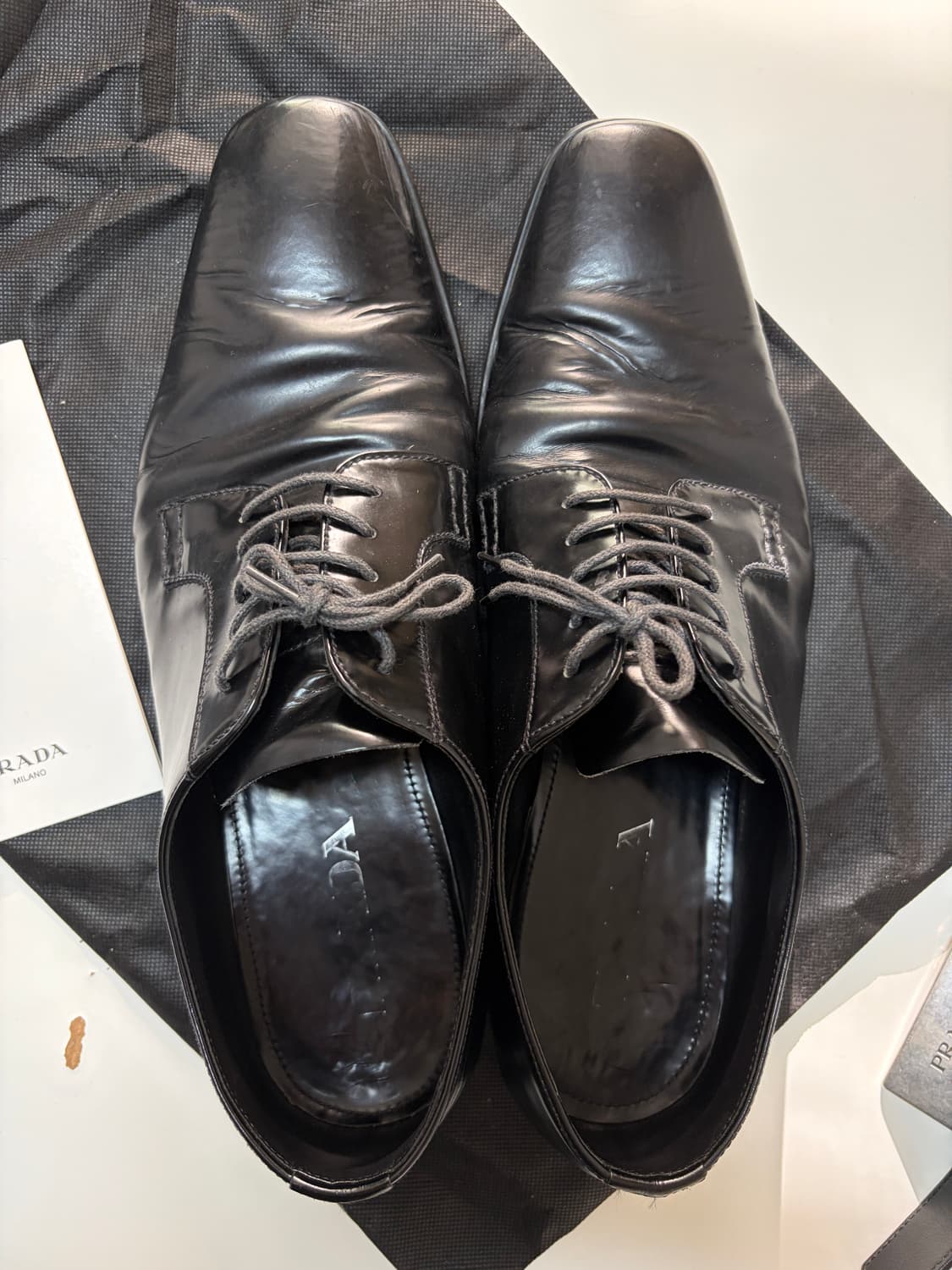 프라다 더비 상품이미지2