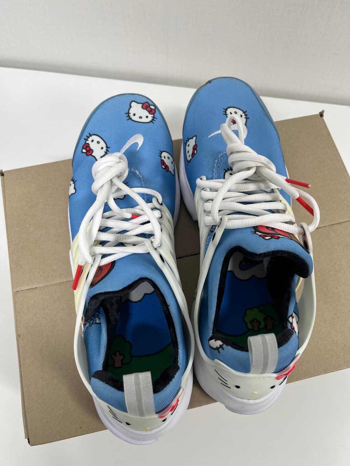 나이키 x 키티 에어 프레스토 270 상품이미지4