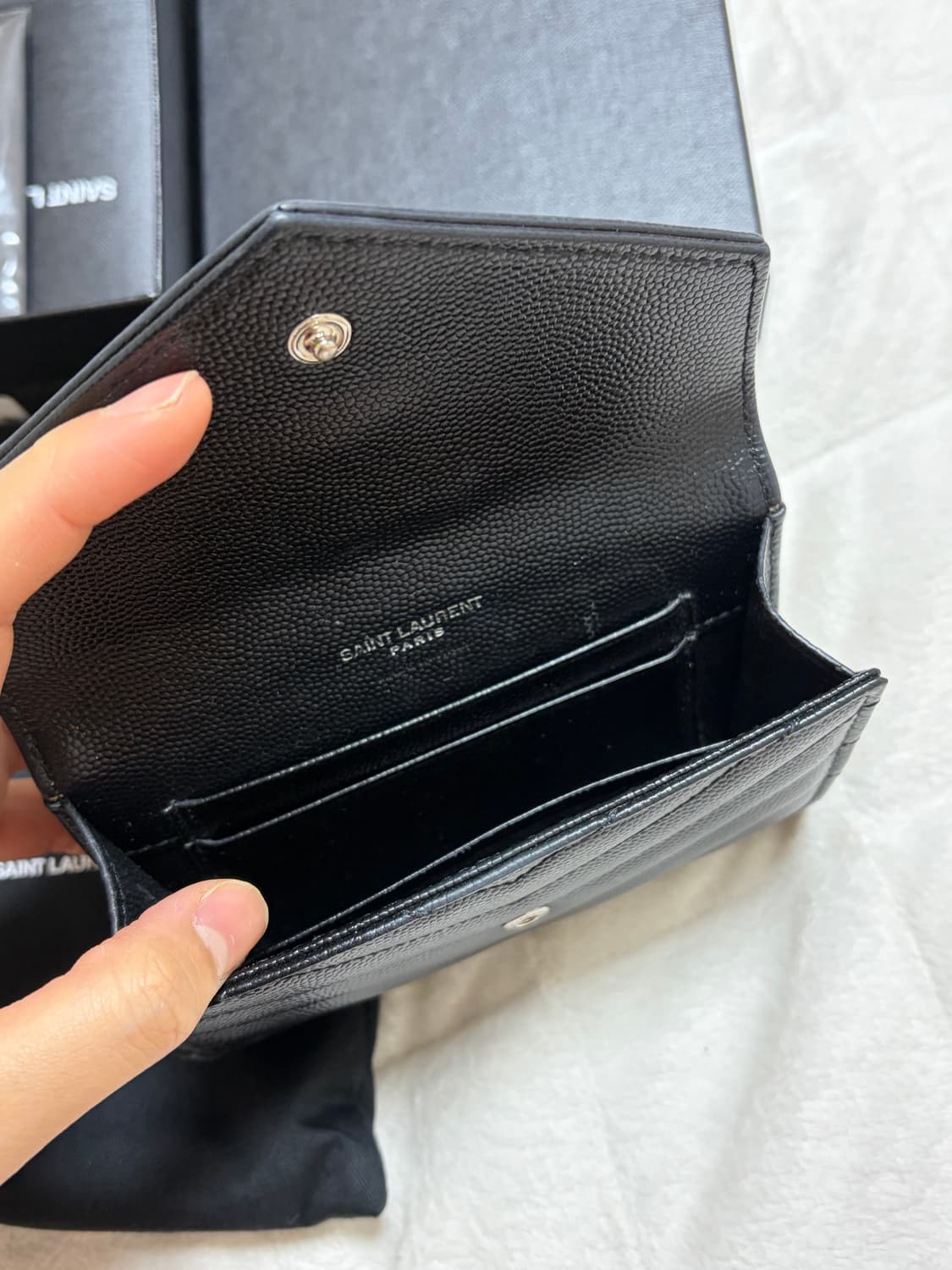 입생로랑 은장 지갑 상품이미지6