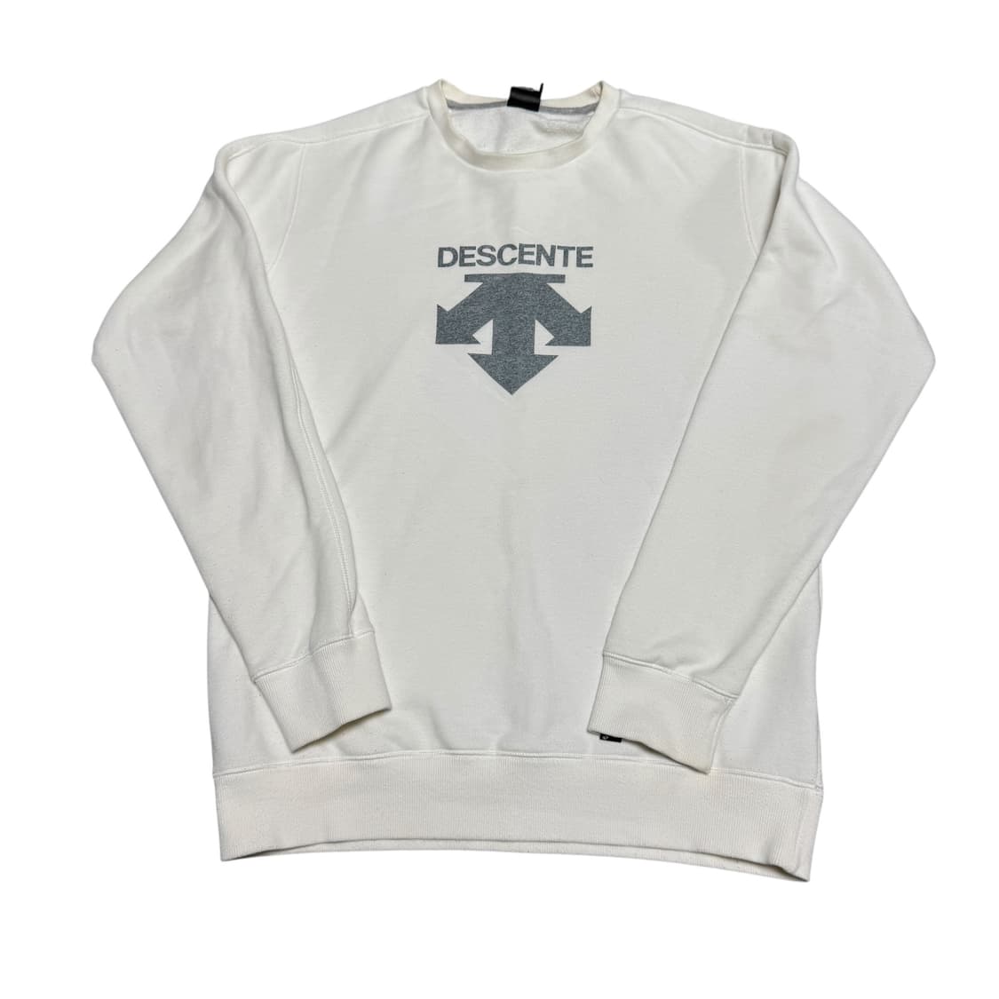 데상트 빅로고 맨투맨  상품이미지1