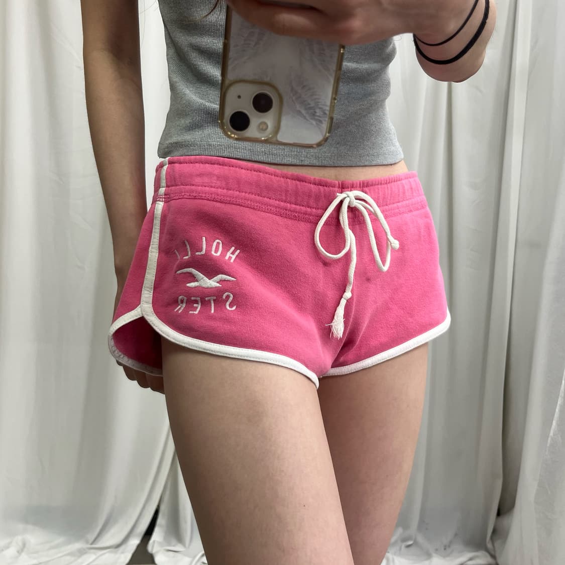 Hollister pink micro shorts 상품이미지3
