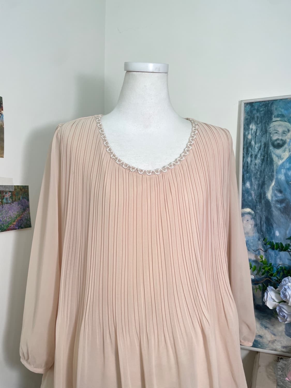 coral pleats detail dot lace trim blouse 상품이미지5