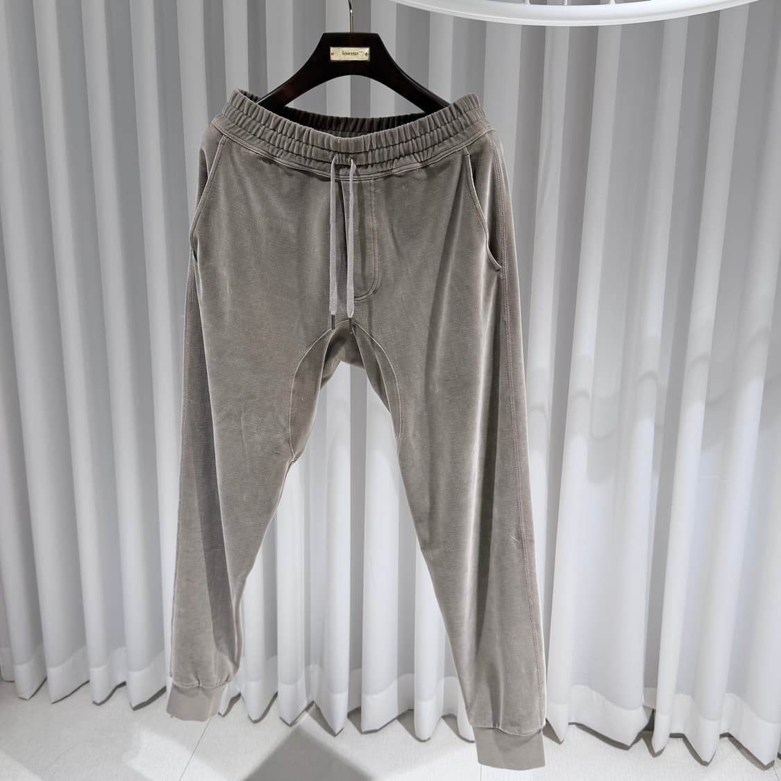 (A+/48) / 톰포드 코튼밴딩 블렌드 벨루어 벨벳 스웨트팬츠 상품이미지2