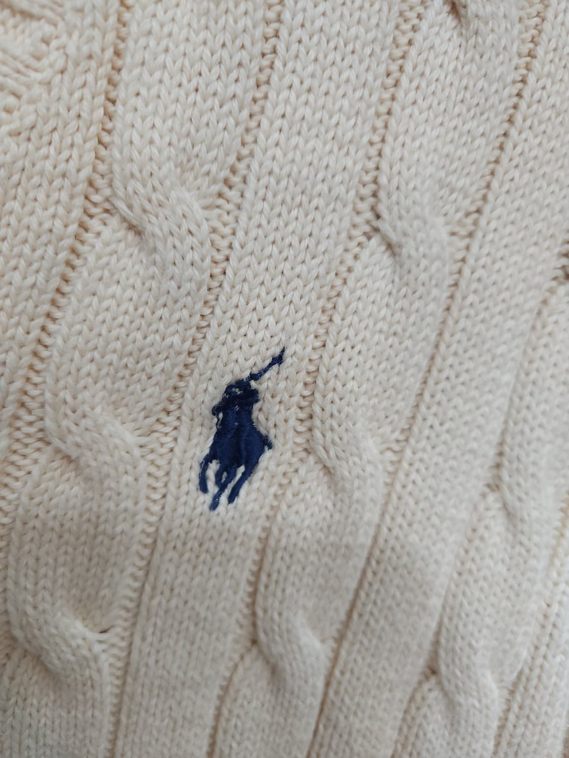 폴로 랄프로렌 연베이지 브이넥 꽈배기 코튼 니트

 상품이미지2