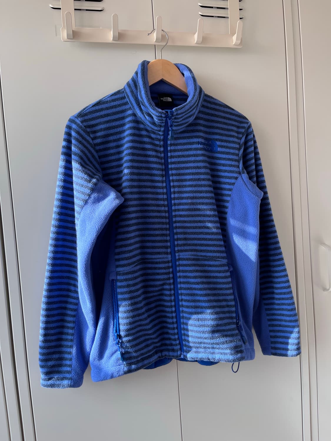 노스페이스 블루 스트라이프 후리스 집업 상품이미지4