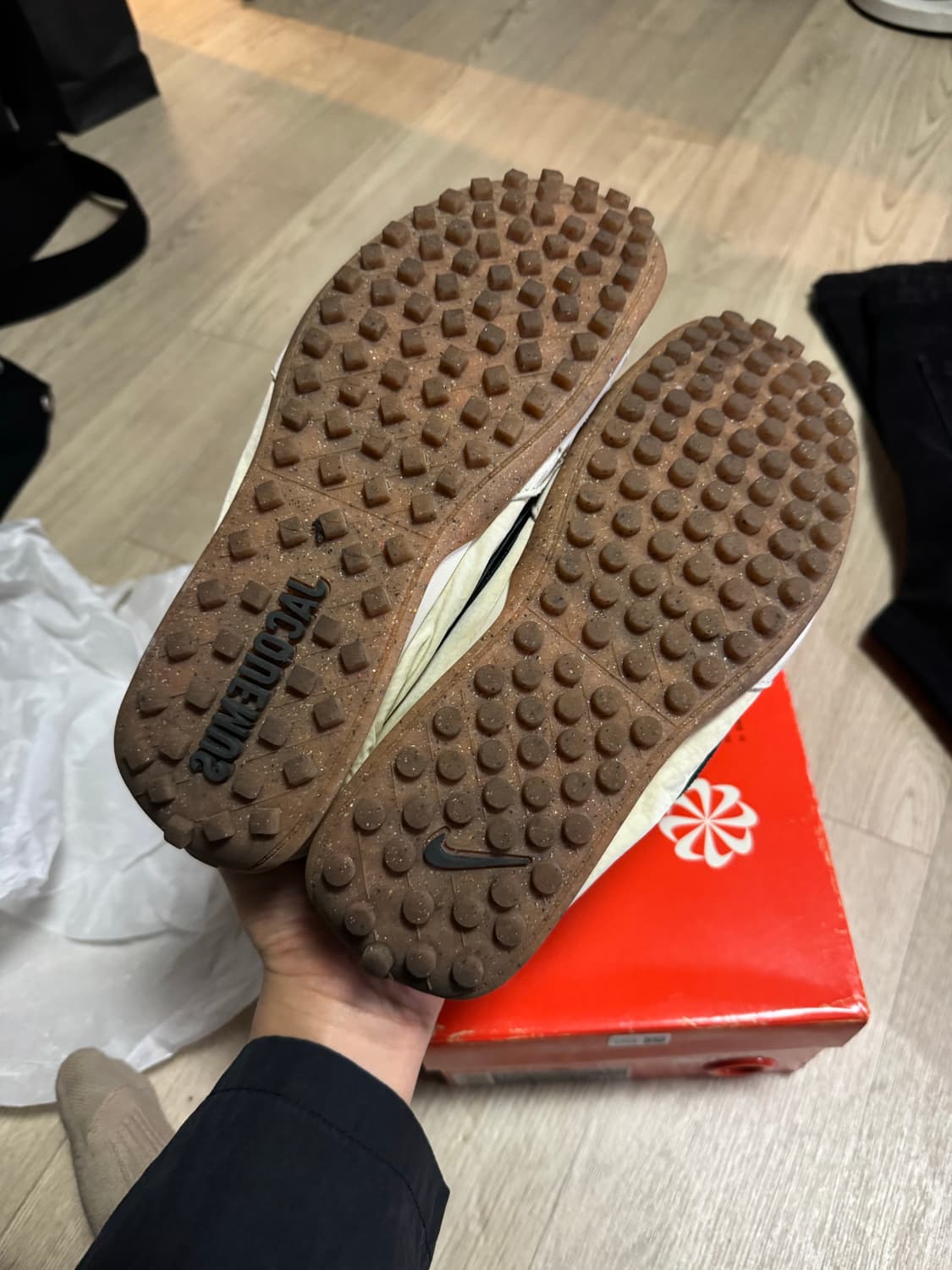 자크뮈스 나이키 문슈 SP 앨레베스터 오프 누아르 상품이미지6