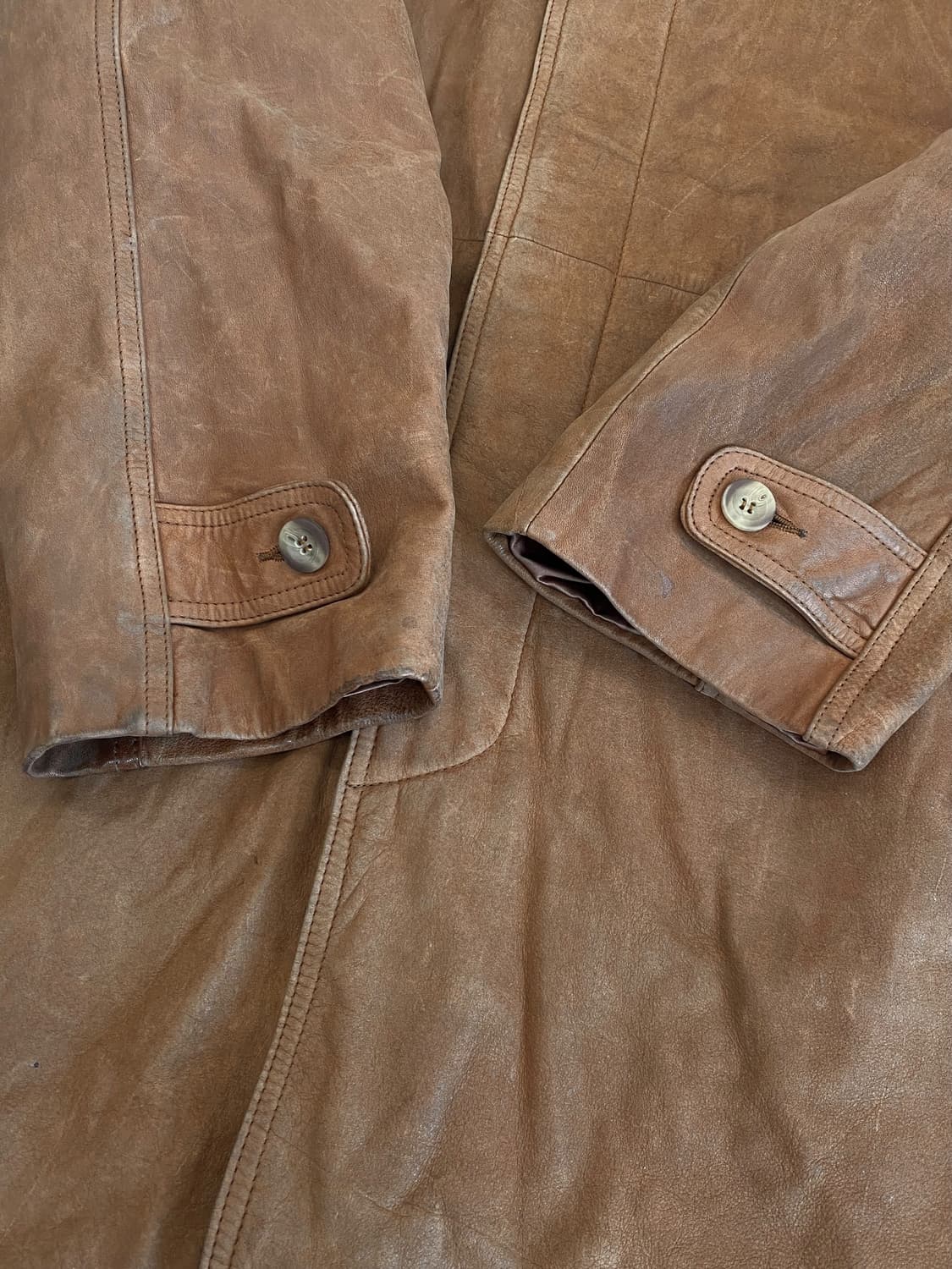 90's 쉐비뇽 나파 레더 롱 코트 상품이미지7