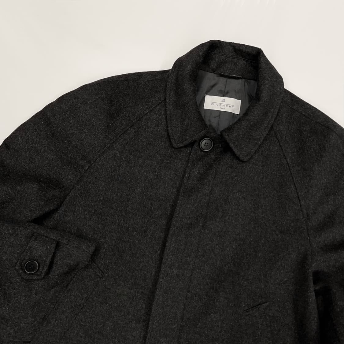 GIVENCHY 지방시 하프코트 상품이미지1