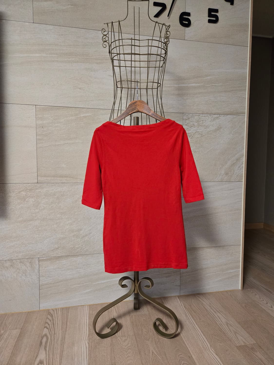 [34/90] 라코스테 여성 입술넥 반팔티 상품이미지3