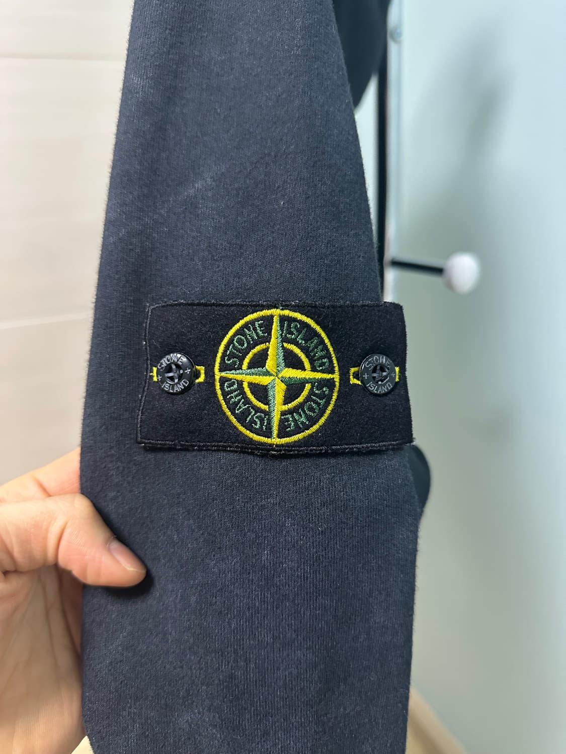 스톤아일랜드X슈프림 콜라보 후드 블랙 L 사이즈 상품이미지4