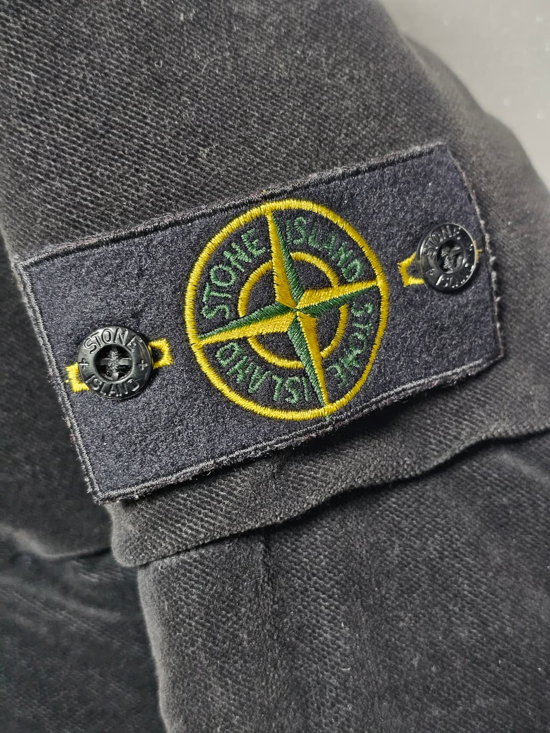 스톤아일랜드 벨벳 다운 패딩 상품이미지4