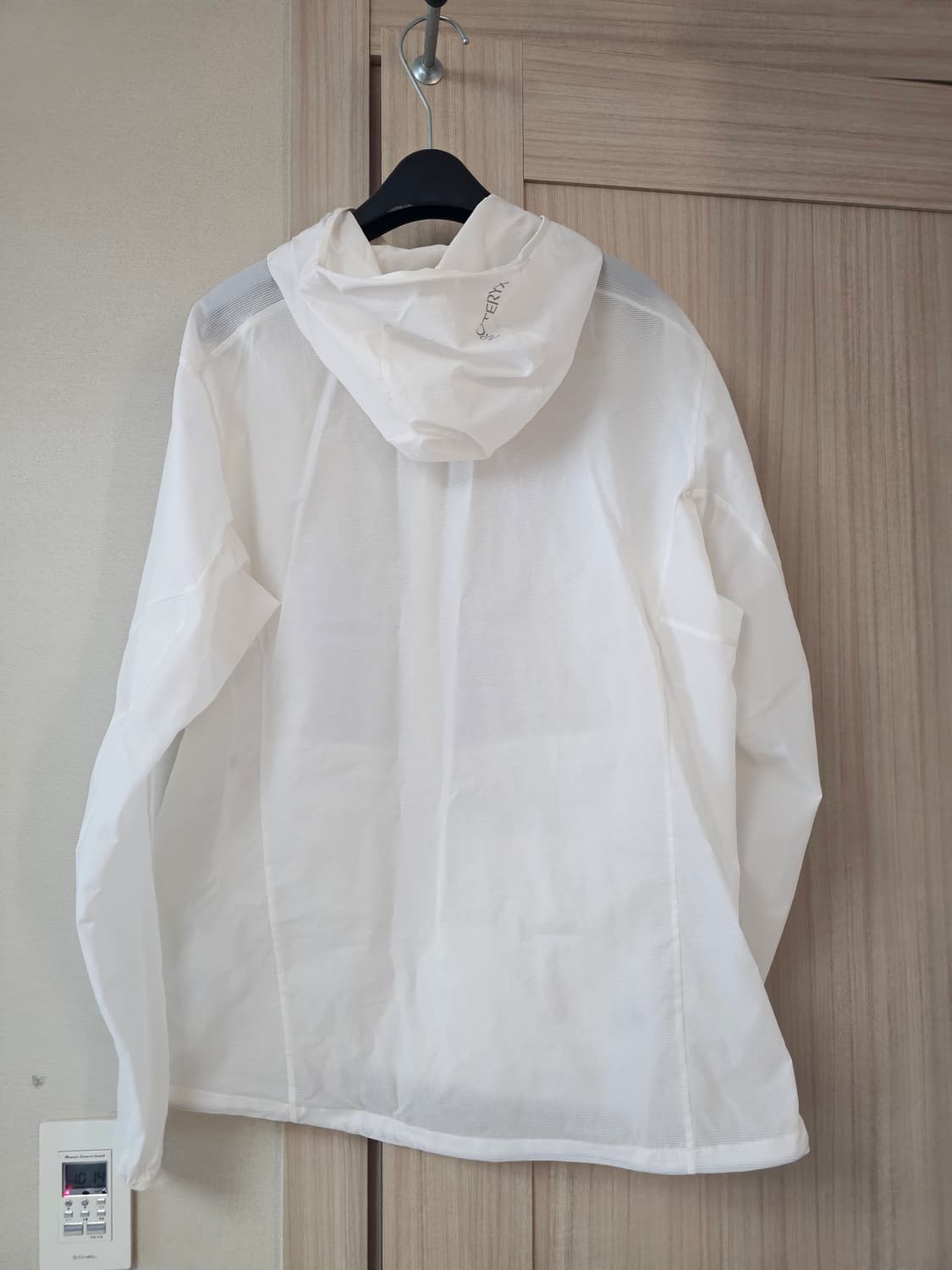 아크테릭스 인센도 에어쉘 후디 판매합니다  상품이미지2