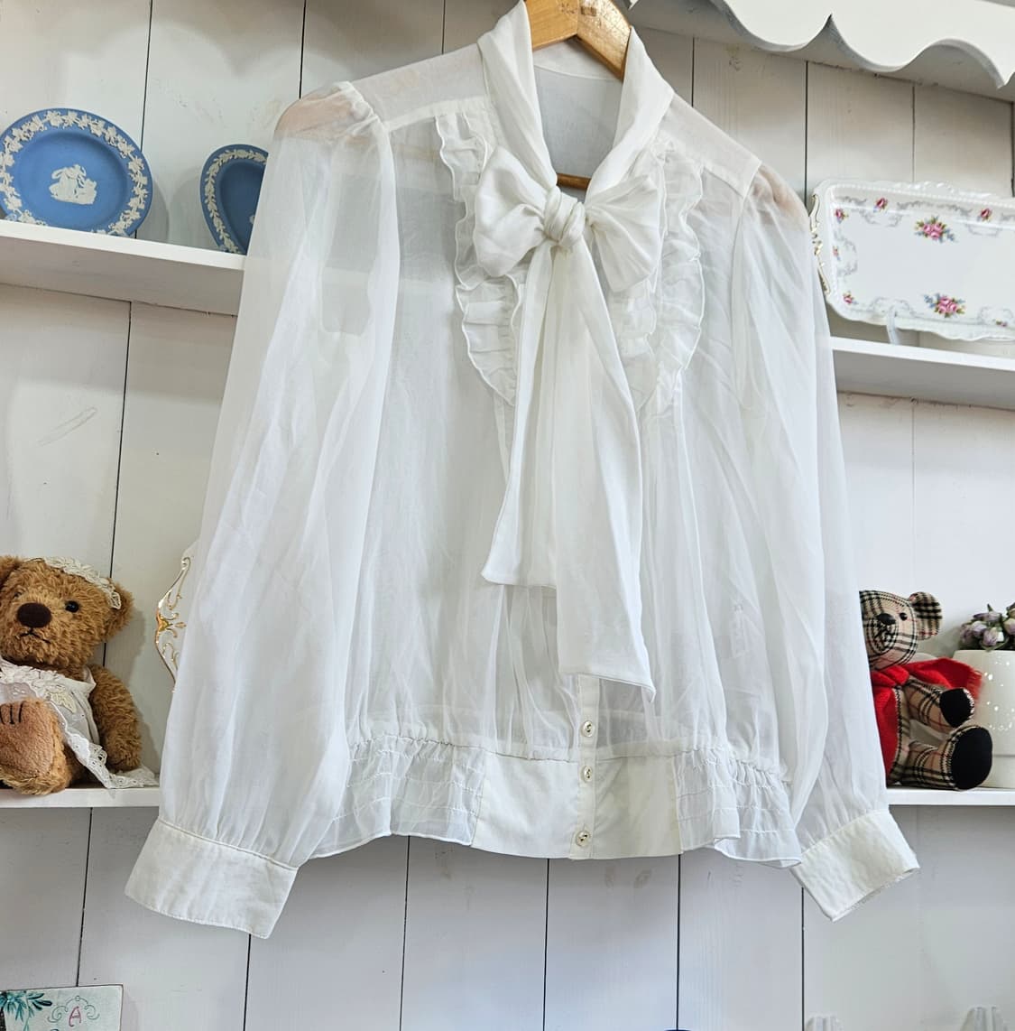 화이트 리본 쉬폰 블라우스 상품이미지2