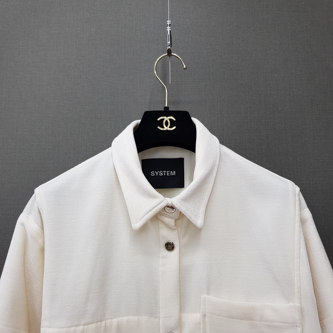 한섬 시스템 2024 오버핏 포켓 디테일  셔츠 자켓 82-94-160 상품이미지3