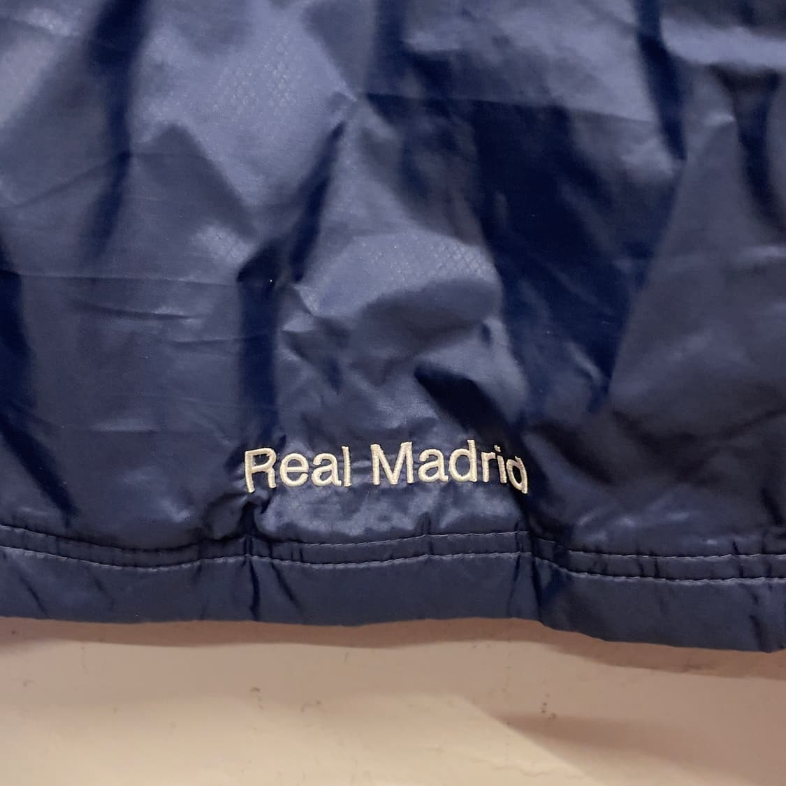 아디다스 레알 마드리드 벤치 파카   상품이미지6