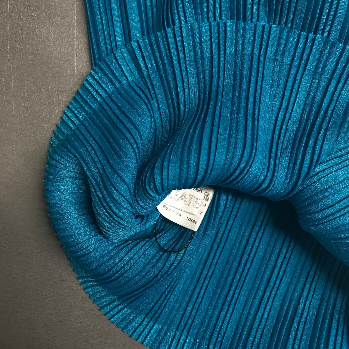 플리츠 플리즈 넥워머 코발트블루 상품이미지3