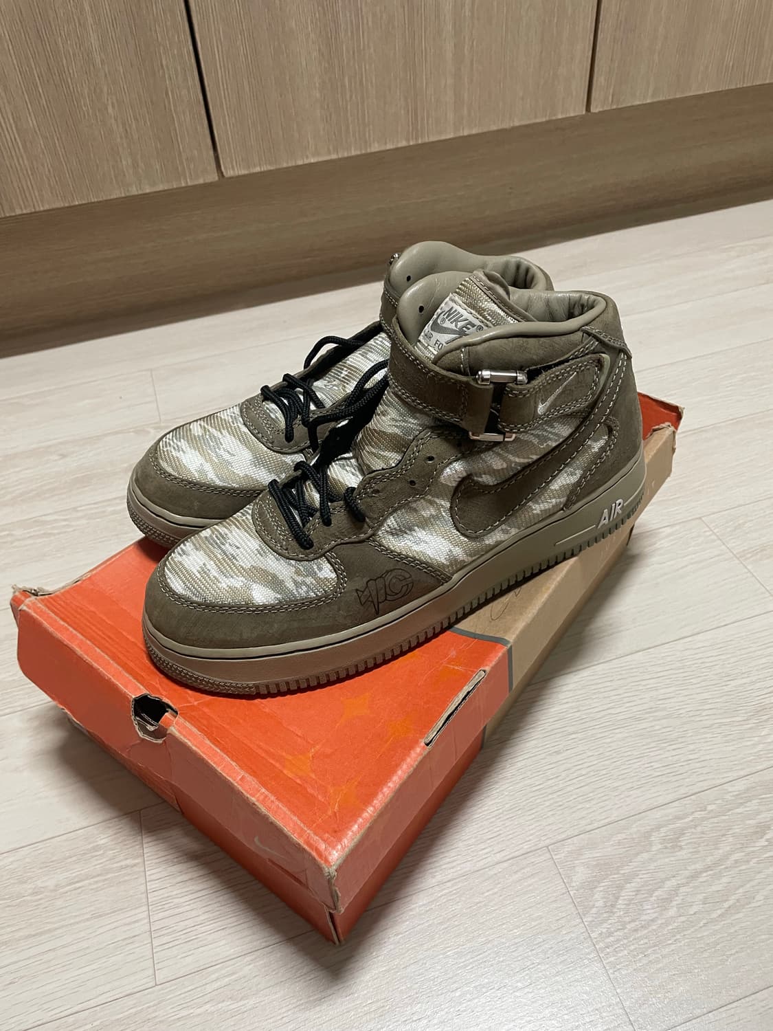 나이키 레콘 컨셉트 포스미드 상품이미지1