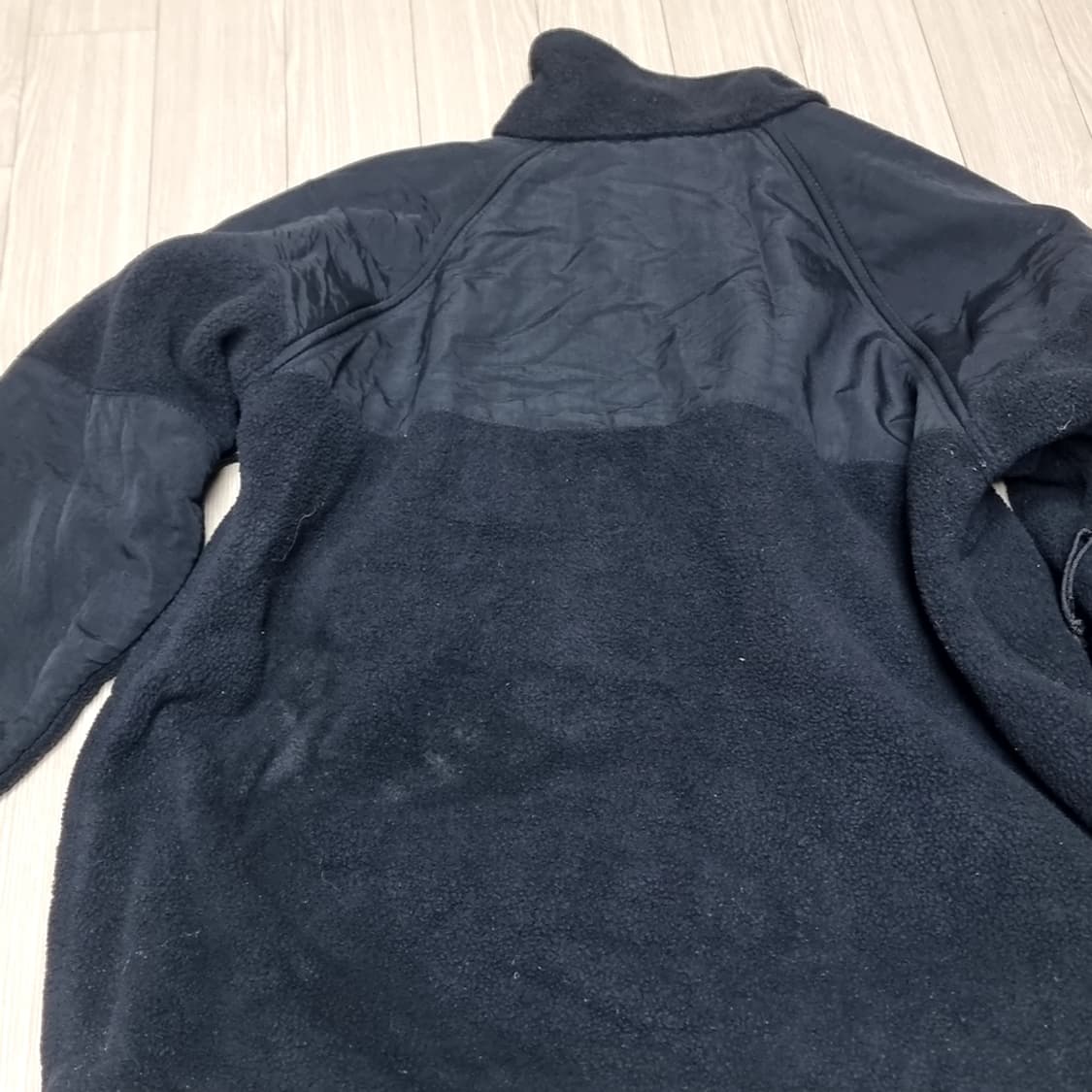 미군 구형 폴라텍 블랙 플리스 자켓 (Freece Jacket) 라지 상품이미지3