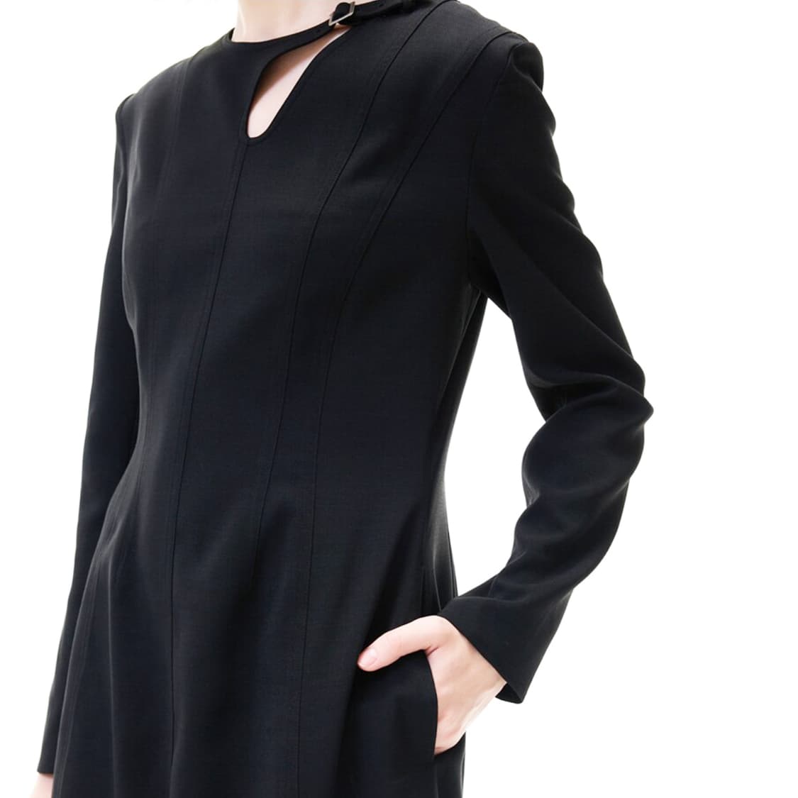 해바이해킴(HAE BY HAEKIM) 컷아웃 볼륨원피스 55 상품이미지2