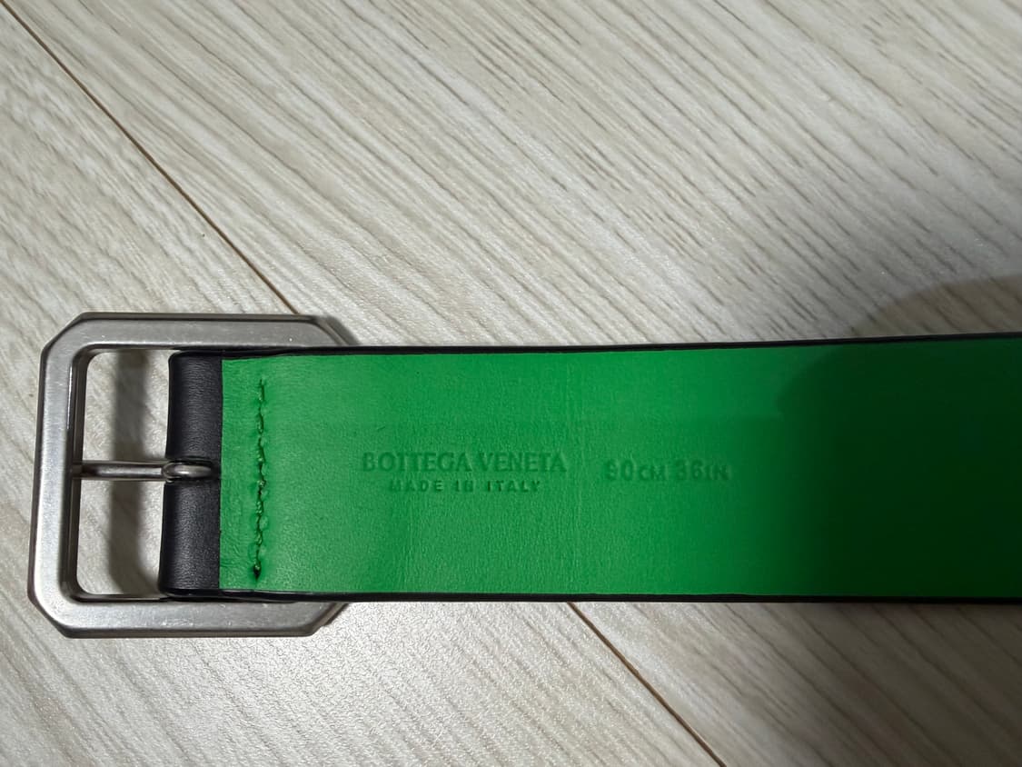 보테가베네타 스퀘어 레더 리버서블 벨트 90 상품이미지5