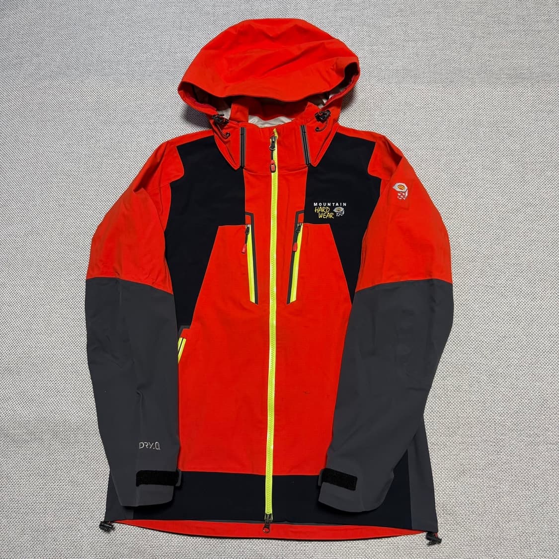 마운틴하드웨어 DRY.Q 바람막이 자켓 상품이미지1