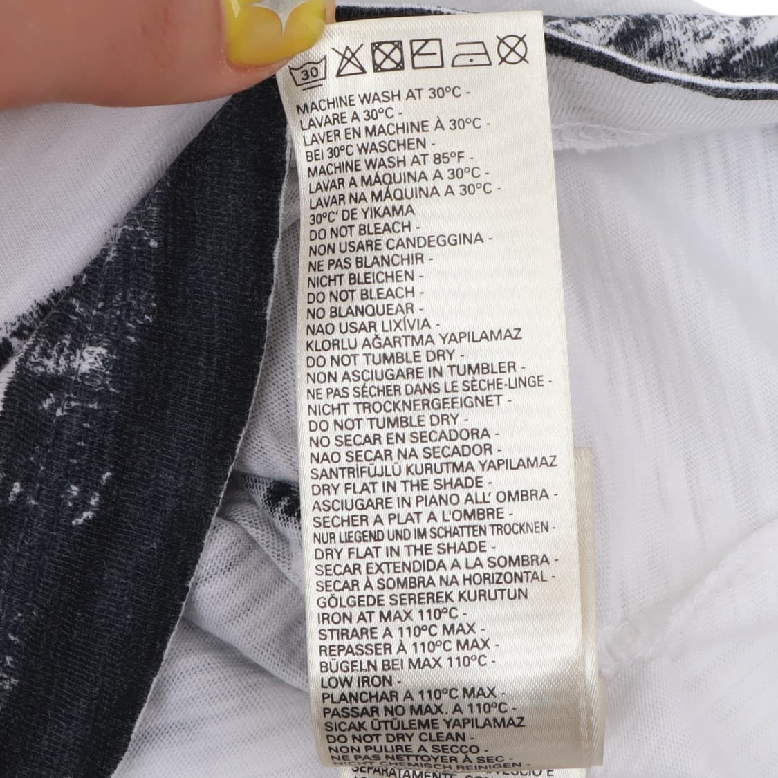 디젤 드로잉 프리즈너 스트라이프 하프 티셔츠 상품이미지10