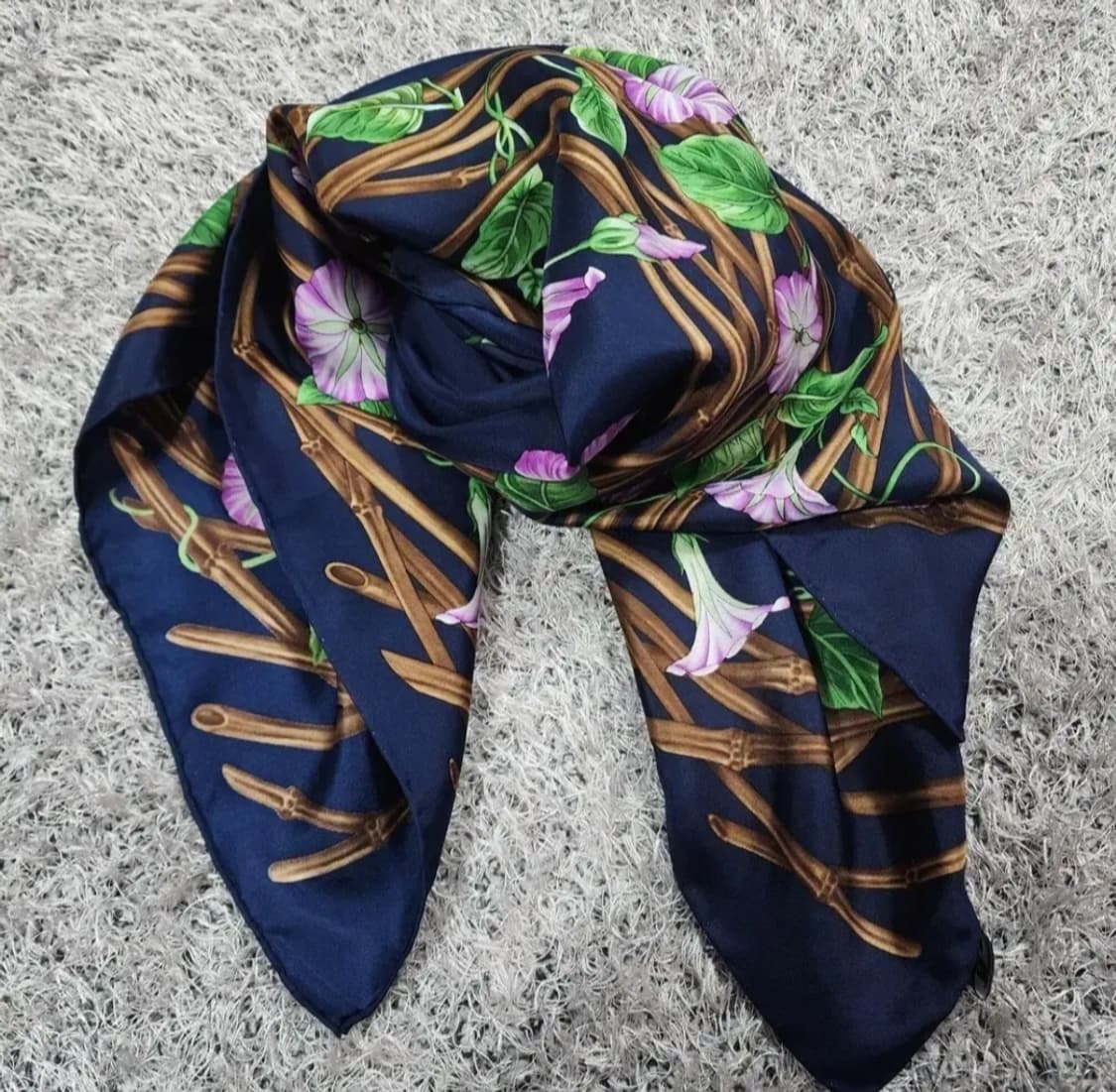 구찌 실크 스카프 상품이미지2