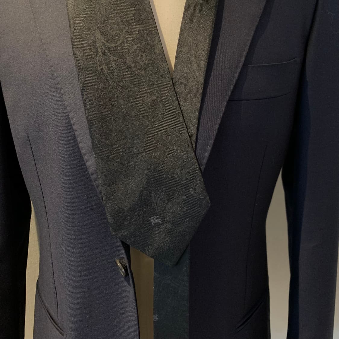 버버리(BURBERRY) 블랙 페이즐리 명품넥타이 100실크 A+등급 상품이미지2