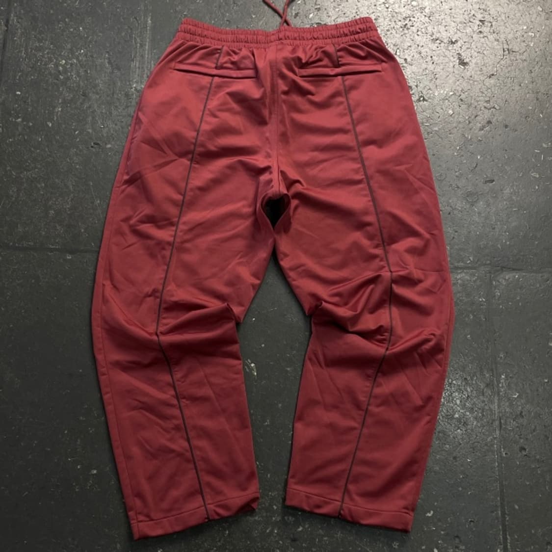 100 아디다스 버건디 핀턱 팬츠  상품이미지5