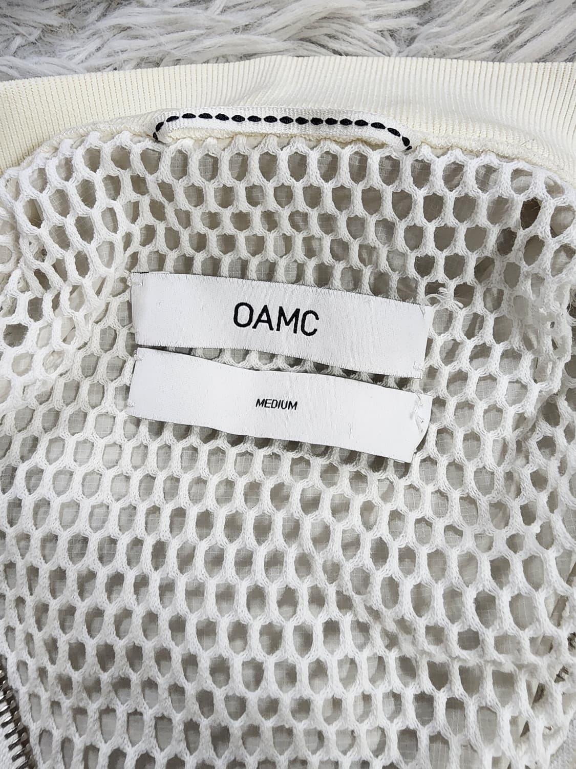 신세계 정품 OAMC 화이트 봄버 자켓 상품이미지3