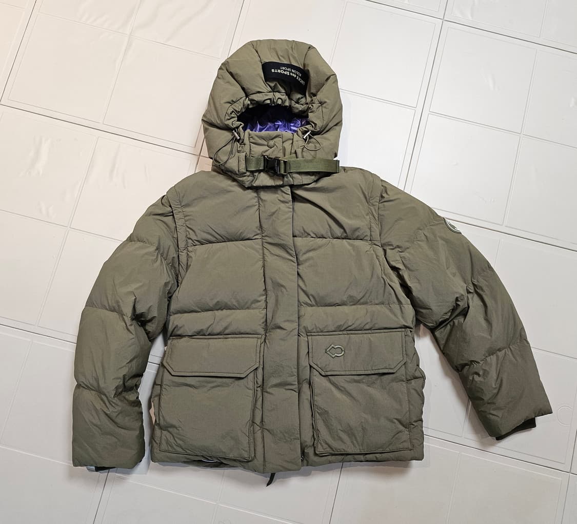 럭키슈에뜨 코오롱 스포츠 콜라보 구스 패딩 상품이미지1