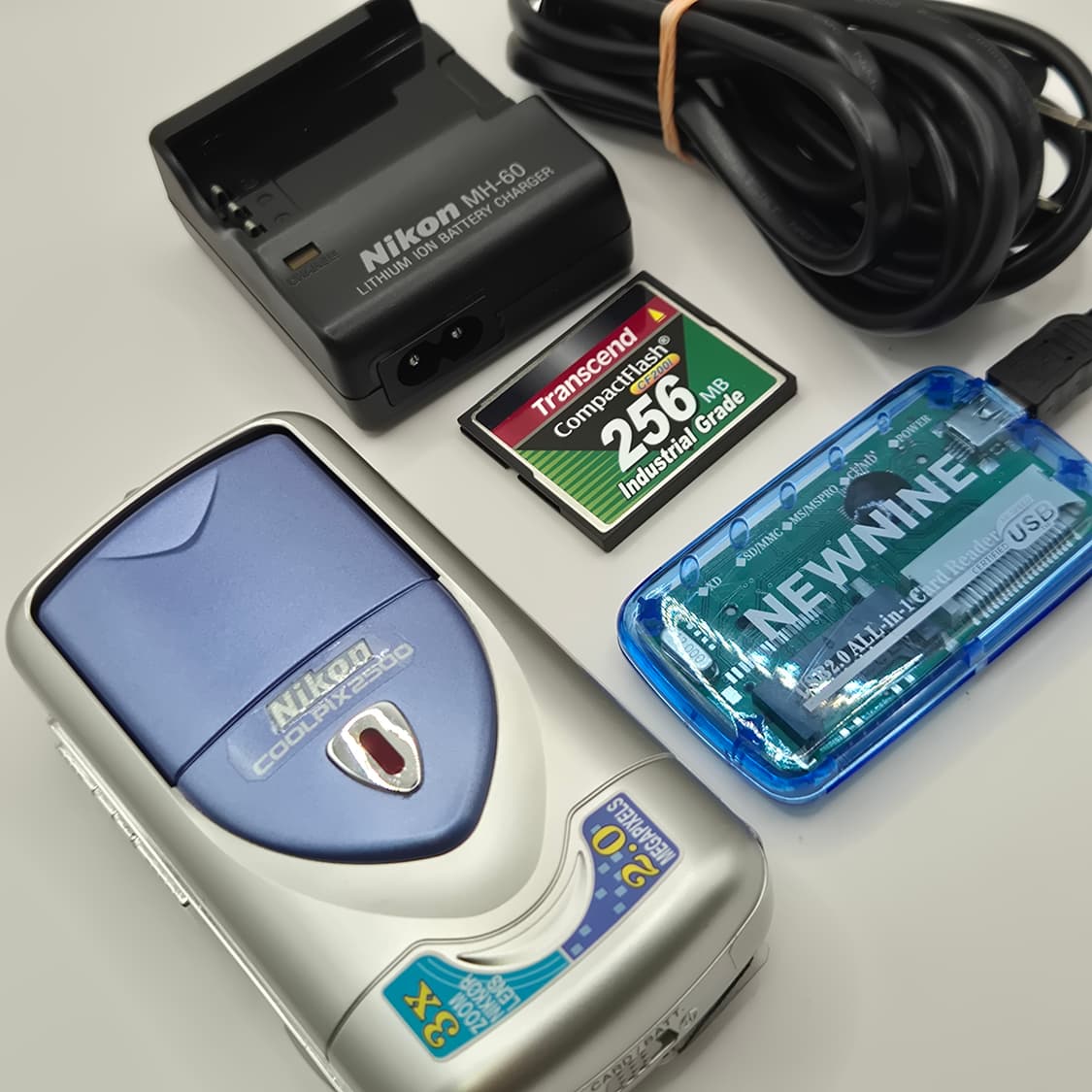 미품📸 니콘 쿨픽스 2500 ✨ 황조지 카메라💿 상품이미지7